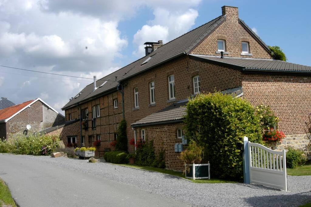 Hoeve Espewey Cottage Hombourg Eksteriør billede